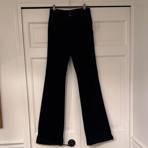 NWT  J BRAND 
Black velvet 
Maria Flare 
Size 26